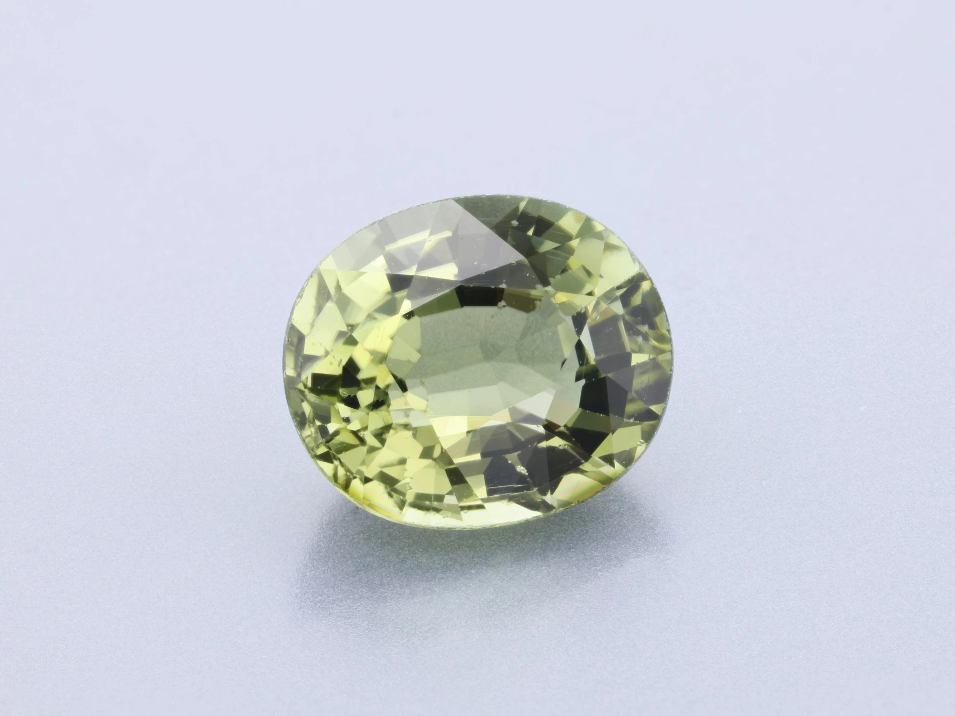 [UGVB0806X15] Green Tourmaline 7.65x6.5mm Oval