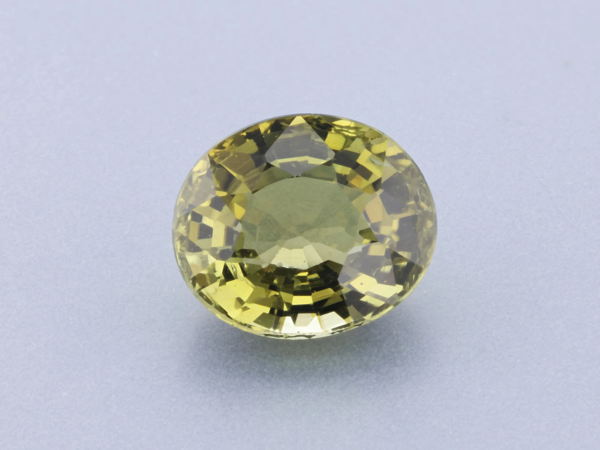 [UGVB0806X24] Green Tourmaline 7.65x6.5mm Oval