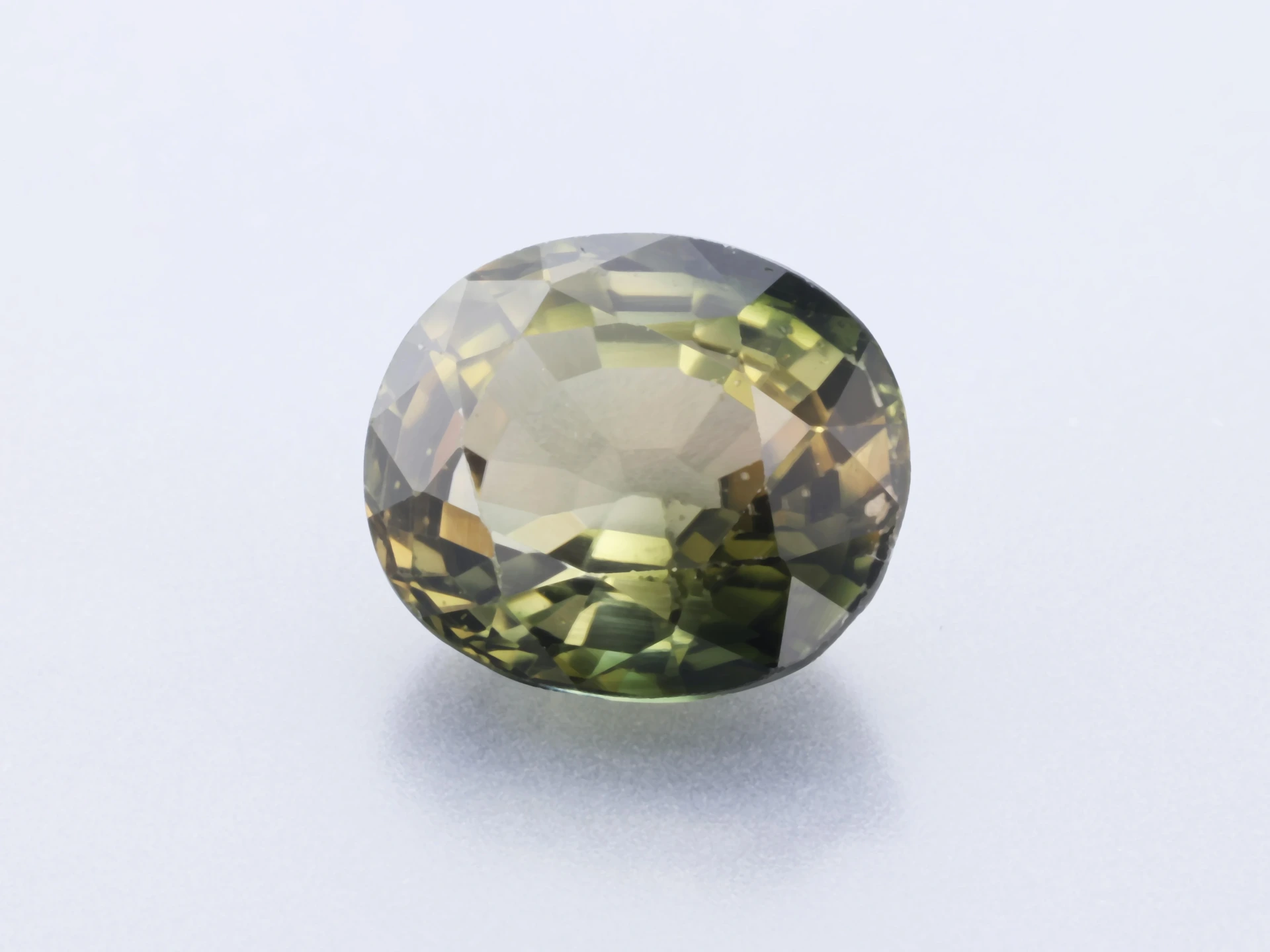 [UMVB0806X6] Yellow Green Tourmaline 7.75x6.7mm Oval
