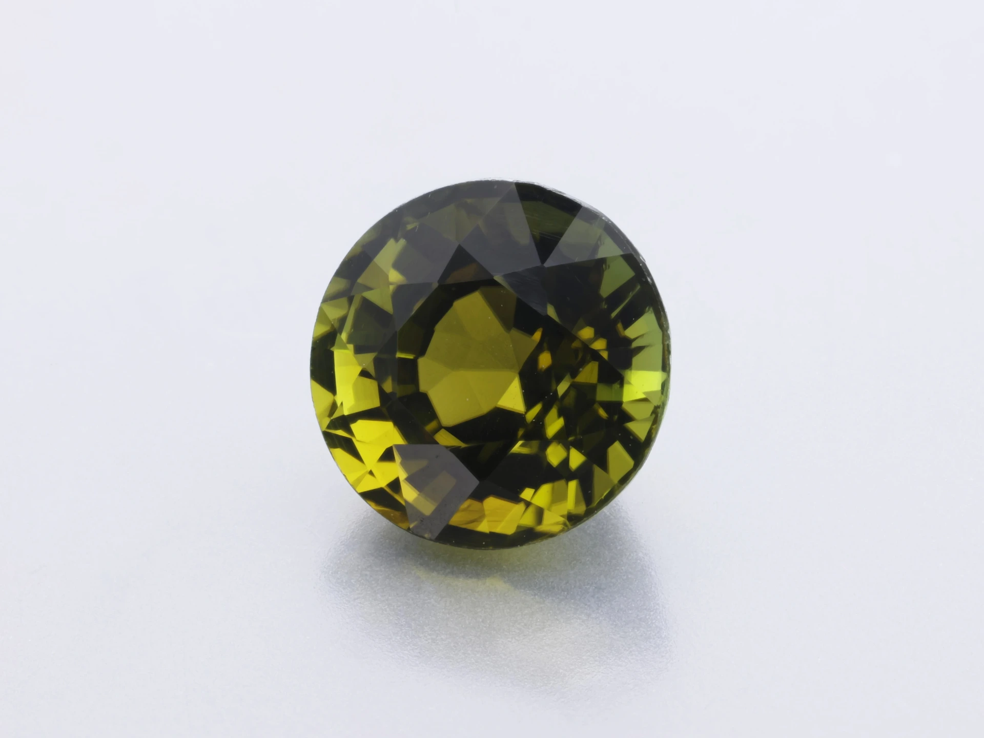 [UGRB0700X1] Green Tourmaline 6.80mm Round