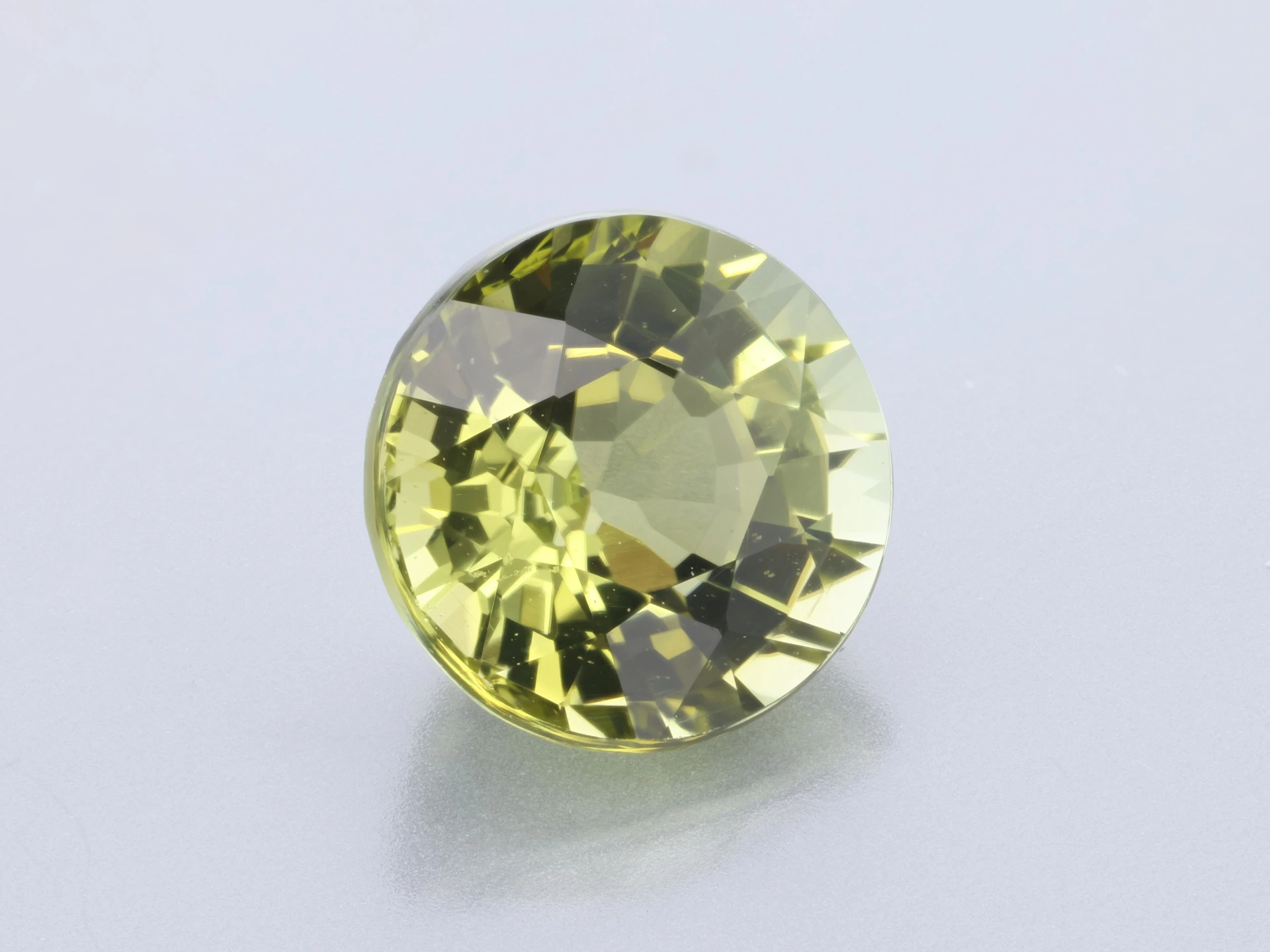 [UGRB0700X3] Green Tourmaline 6.85mm Round
