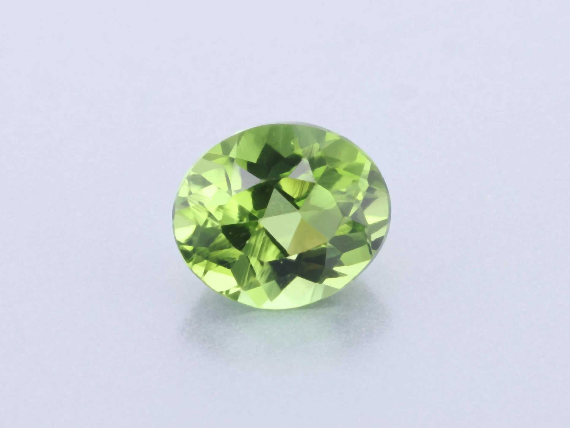 [UGVB0504X1] Green Tourmaline 4.6x4mm Oval