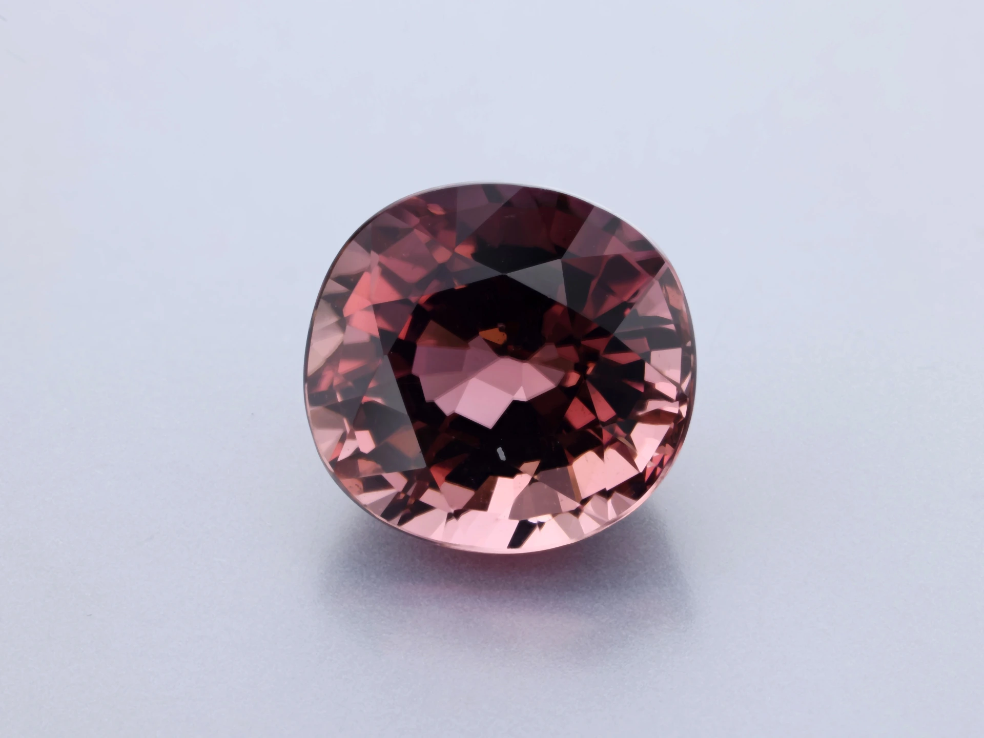 [UPVB0907X1] Pink Tourmaline 8.8x8.3mm Oval