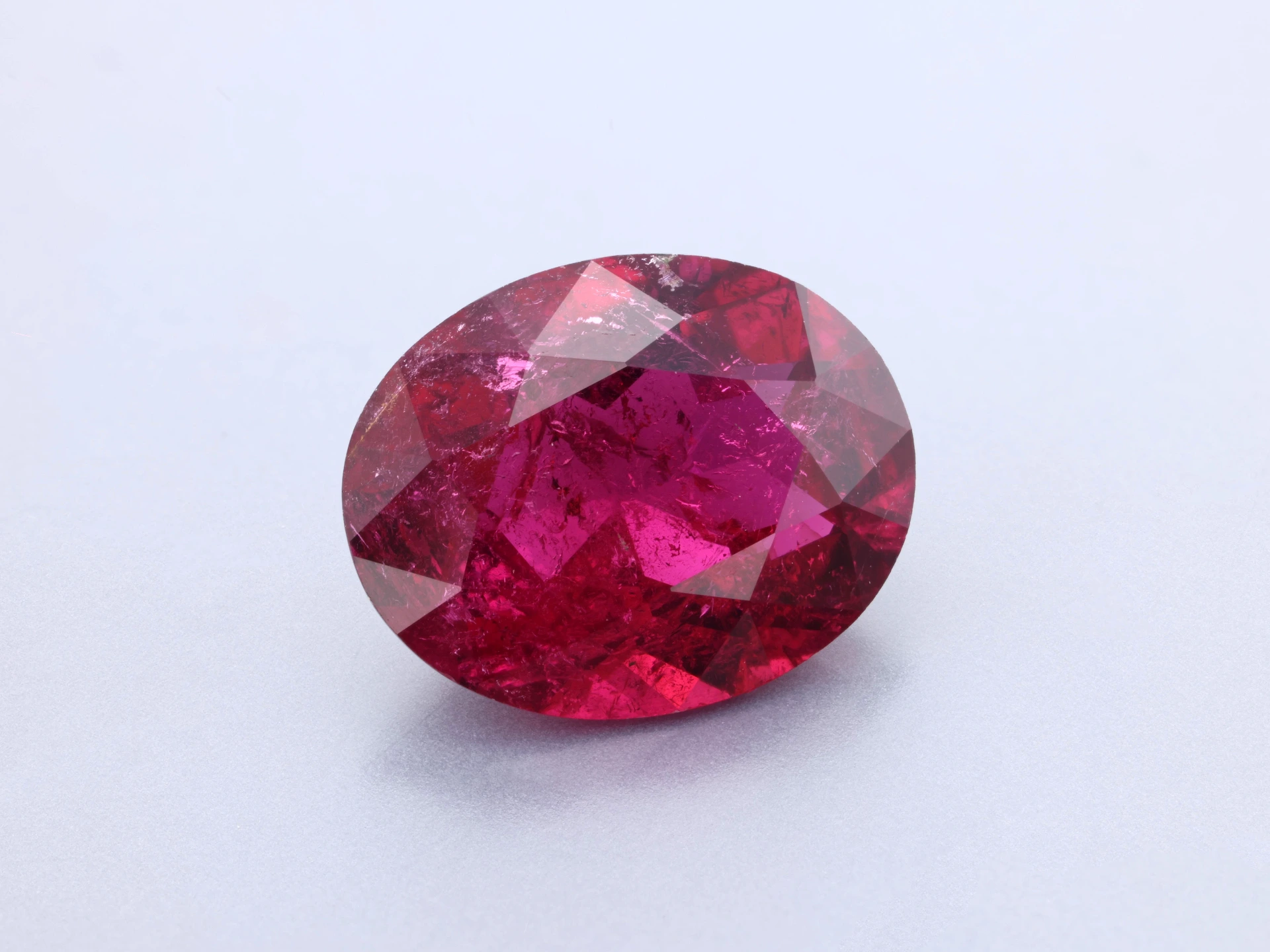 [URVB1008X1] Rubellite Tourmaline 10.05x7.95mm Oval