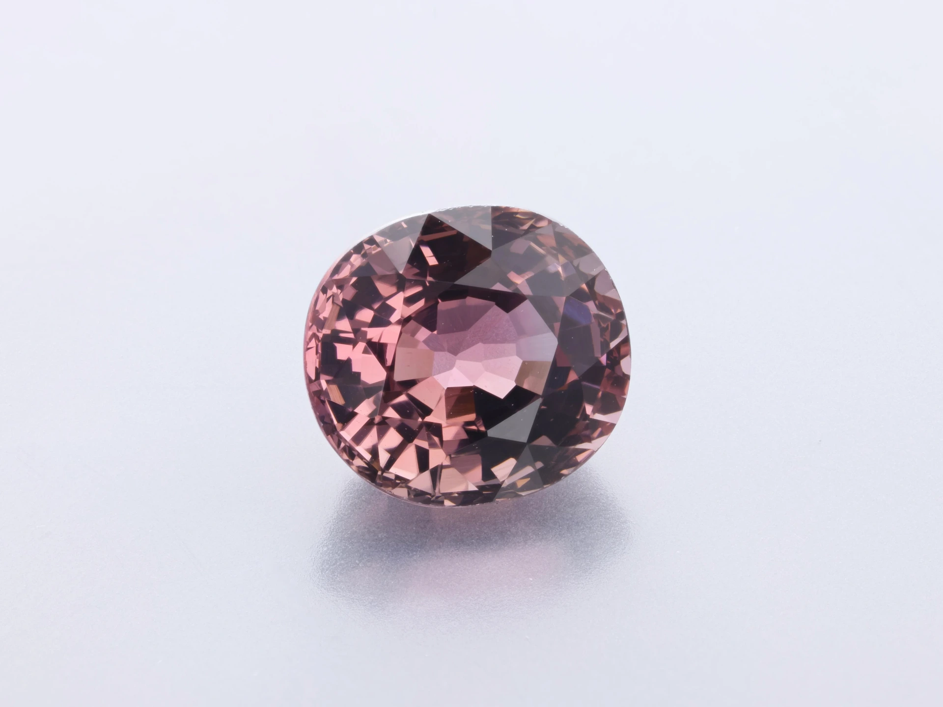 [UPVB0706X1] Pink Tourmaline 7x6.4mm Oval