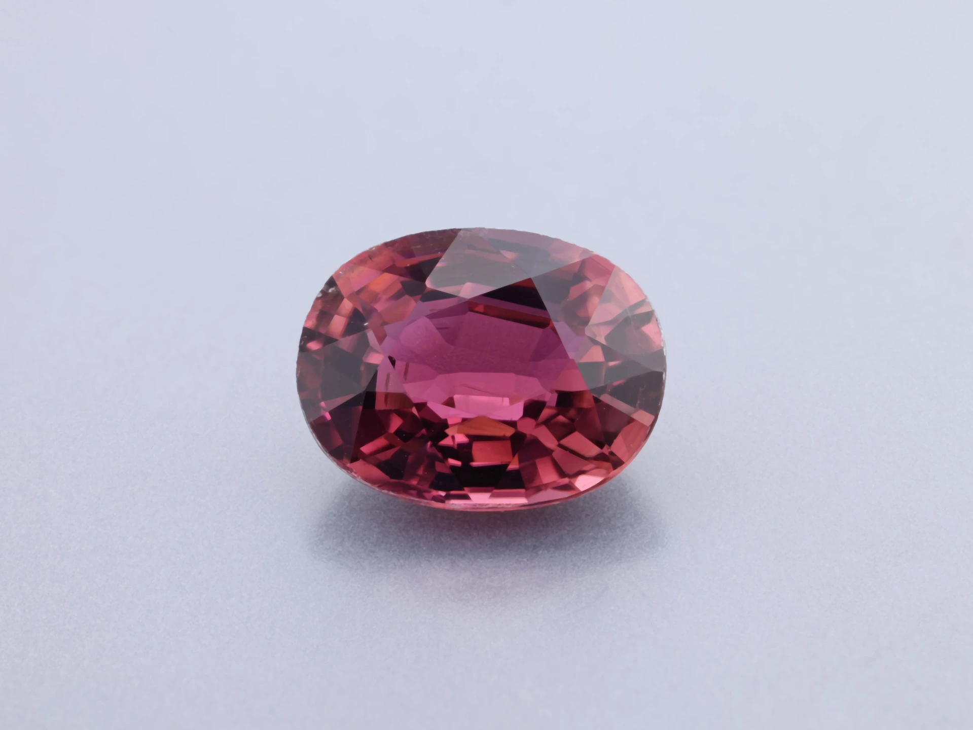 [UPVB0706X5] Pink Tourmaline 7.5x5.7mm Oval
