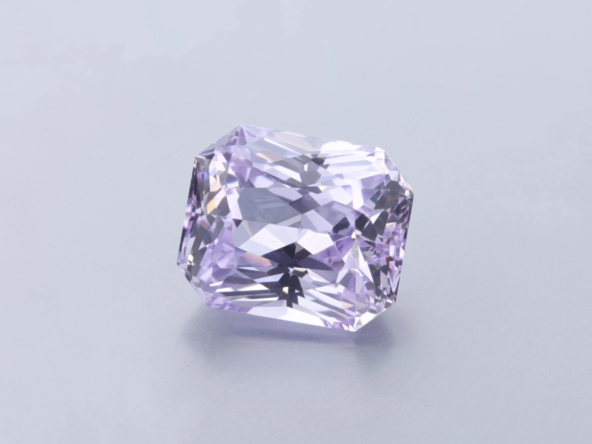 [KX3111] Padparadscha Sapphire 10.25x8.58mm Radiant Cut