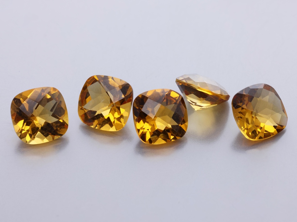 [QCAH0600] Citrine 6.00mm Square Cushion Chequerboard