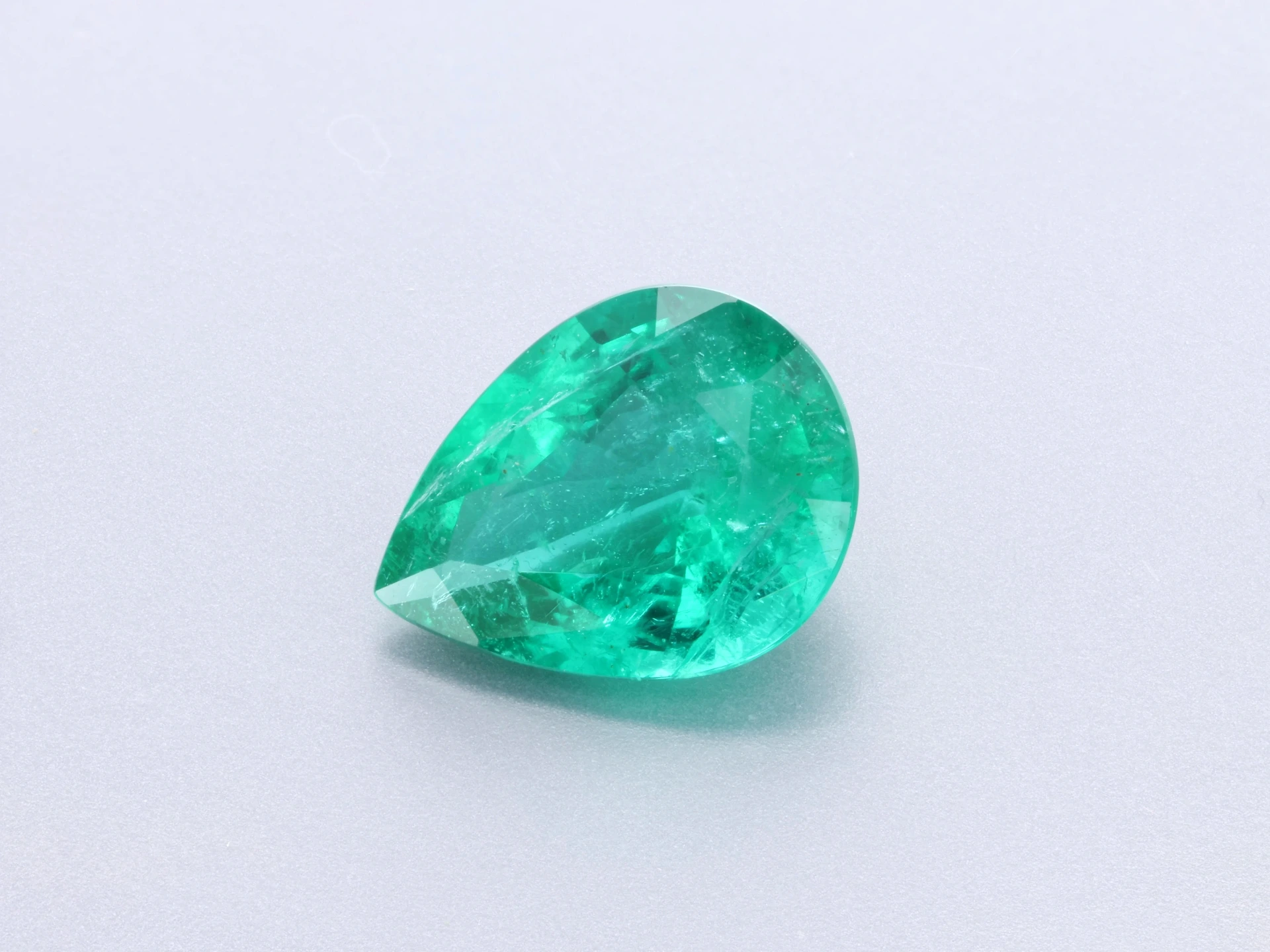 [BEPB0806X4] Zambian Emerald 7.9x6mm Pear Shape