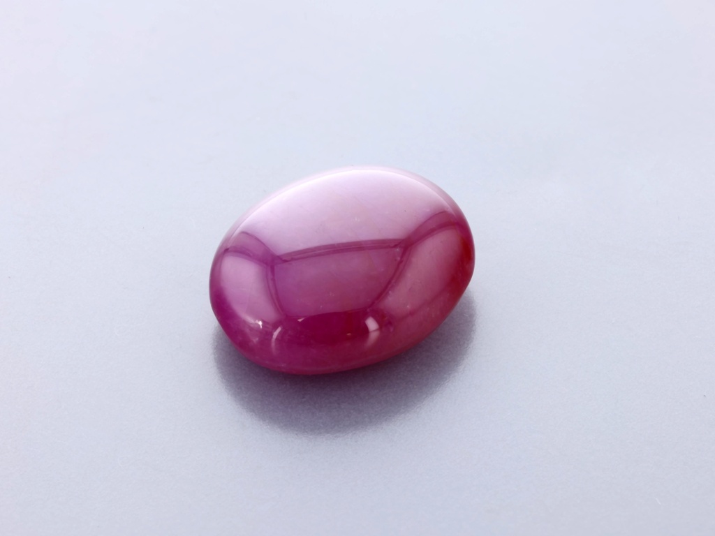 [RRVC0907X1] Star Ruby 8.8x7.3mm Oval Cabochon