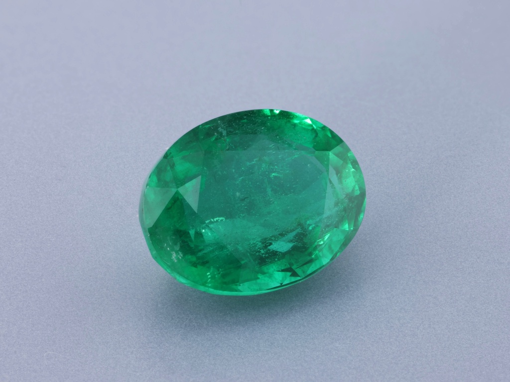 [BEVB1210X1] Emerald 12.70 x 9.80 x 5.65mm Oval