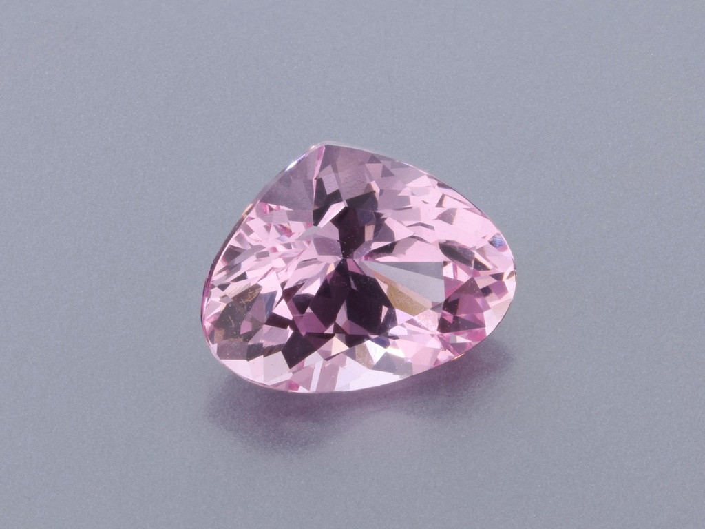 [LPPB0705X4] Spinel 6.9x5.4mm Pear Shape Light Pink