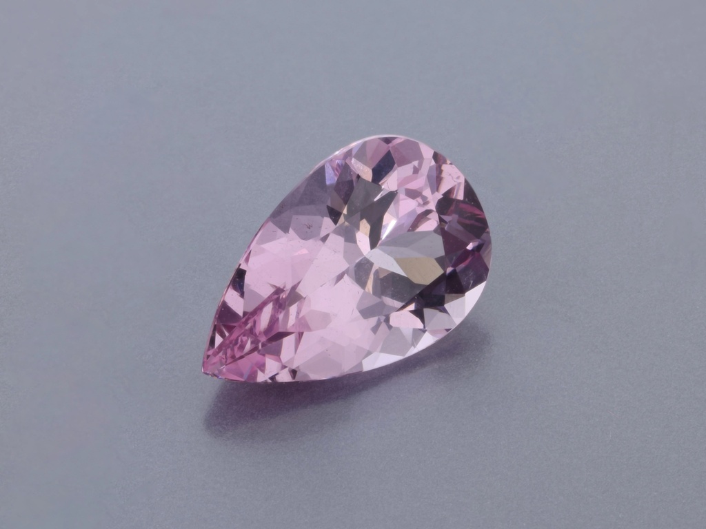 [LPPB0705X5] Spinel 7.5x4.9mm Pear Shape Light Pink