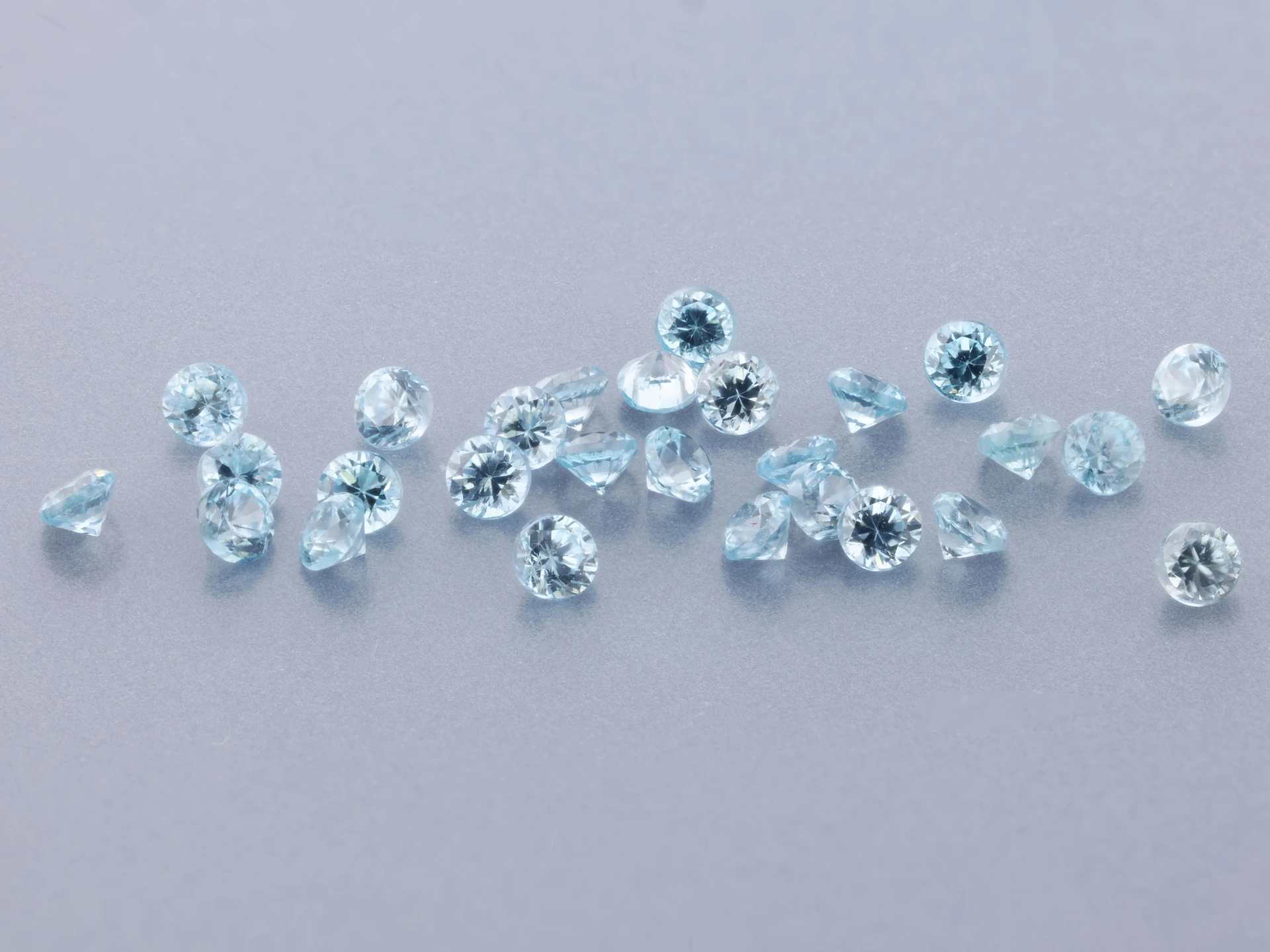 [WZRB0150S] Zircon 1.50mm Round Blue Diamond Cut