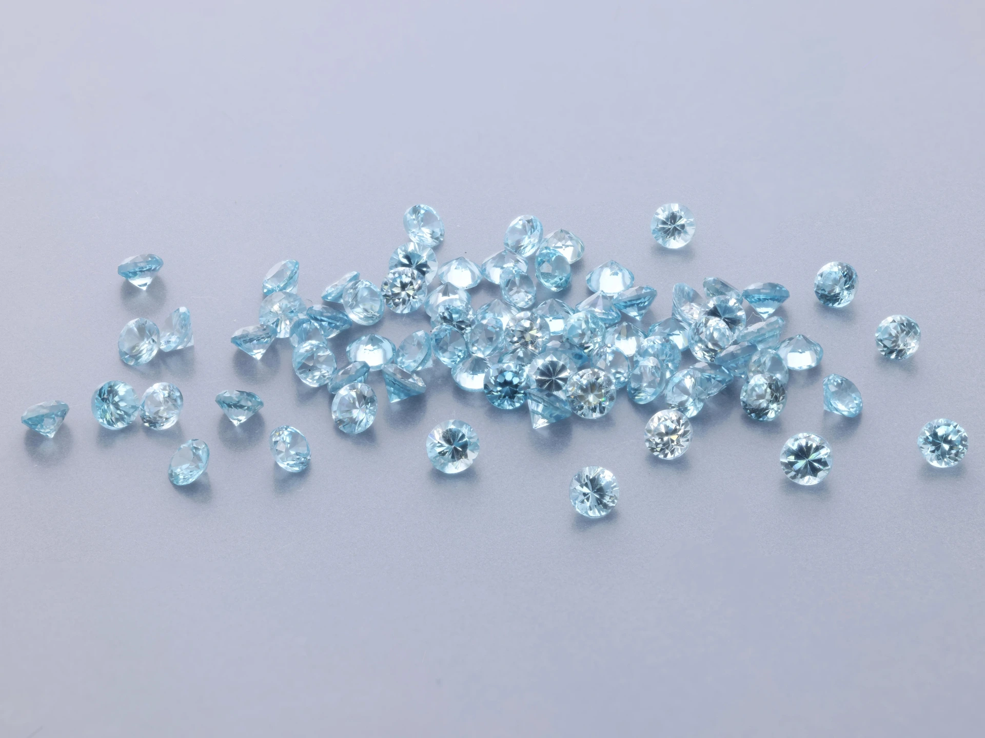 [WZRB0200S] Zircon 2.00mm Round Blue Diamond Cut