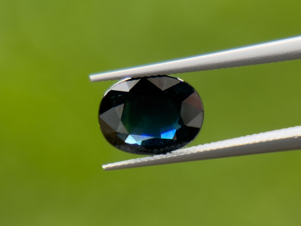 Australian Sapphire 9.8x7.8mm Oval Dark Blue