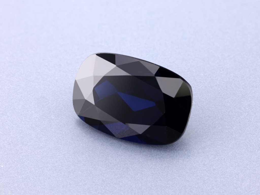[SAAB0906X1] Australian Sapphire 9.1x6.1mm Cushion Dark Blue