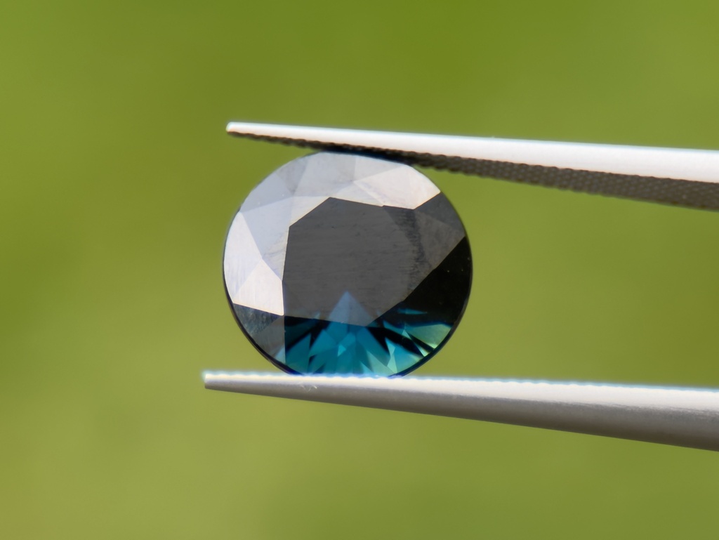 Australian Sapphire 9.50mm Round Dark Blue