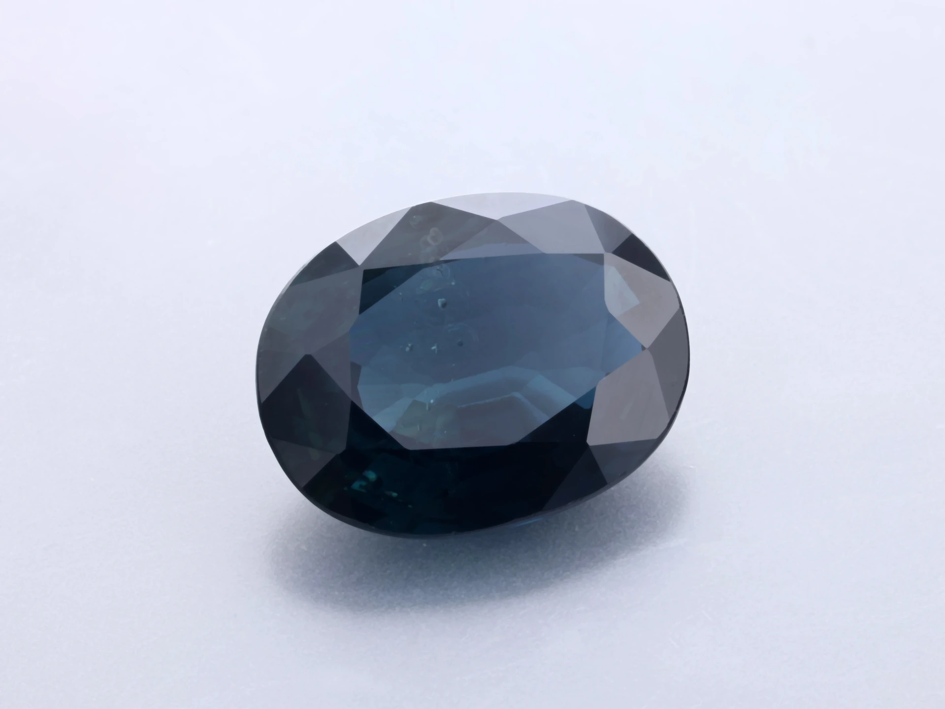 [SAVB0907X15] Australian Sapphire 9x7mm Oval Dark Blue