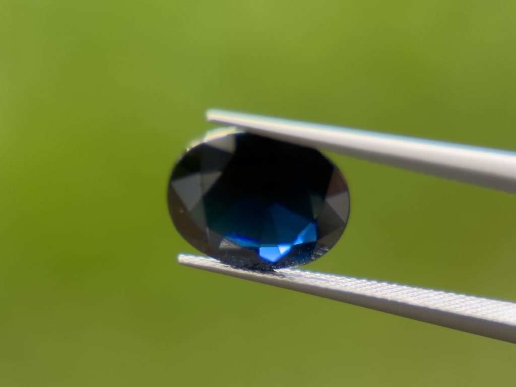 Australian Sapphire 9.1x7mm Oval Dark Blue