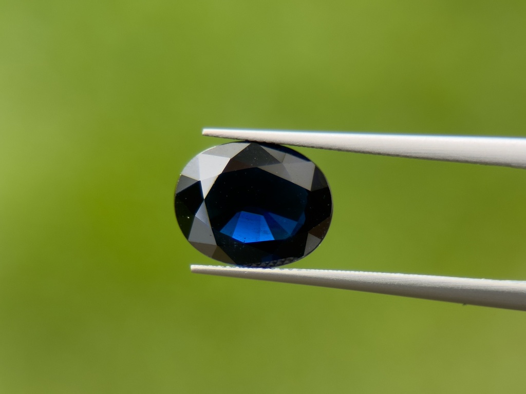 Australian Sapphire 8.9x6.8mm Oval Dark Blue