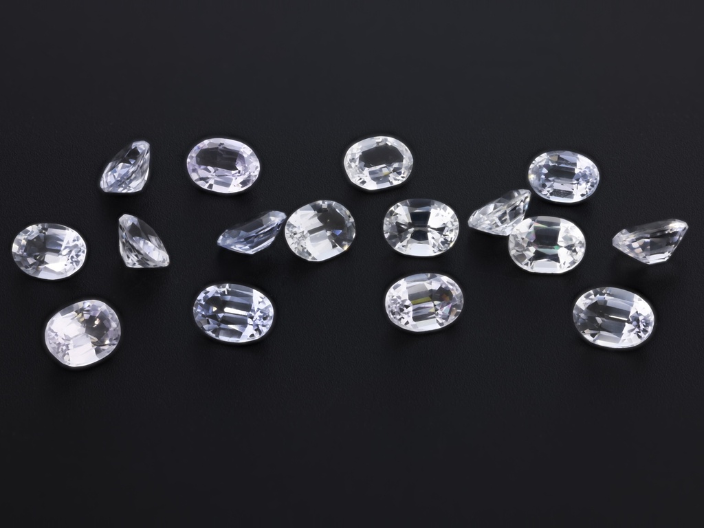 [SWVS0403P] White Sapphire 4x3mm Oval