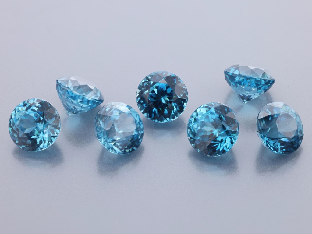 [ZWRB0550] Zircon 5.50mm Round Blue