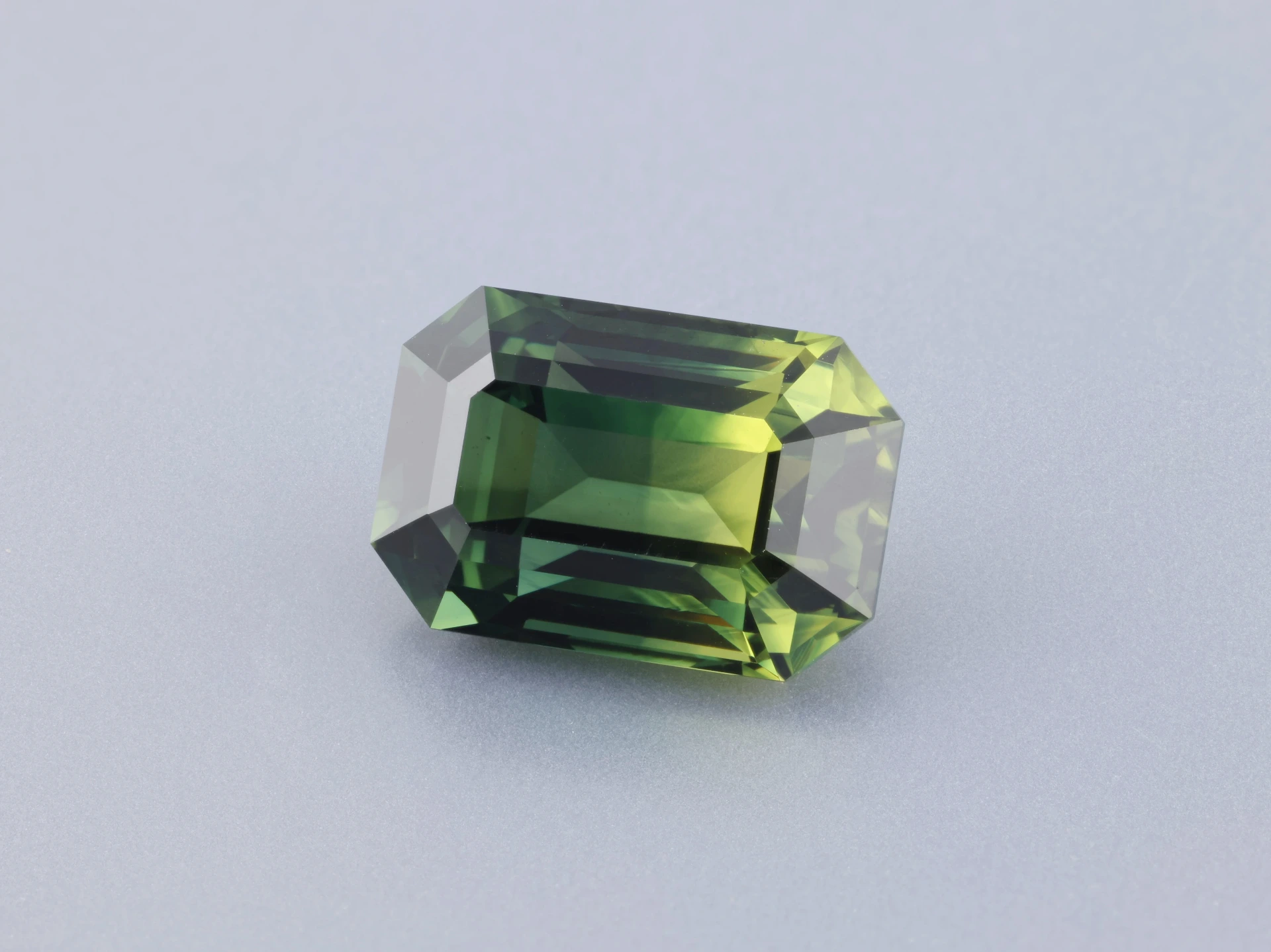 [SMOS1208X2] Parti Sapphire 11.80 x 7.99 x 6.34mm Emerald Cut