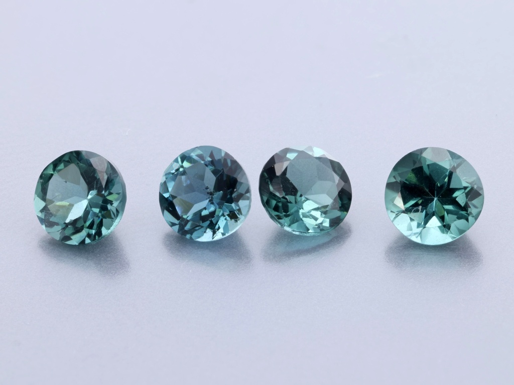 [UMRB0425] Blue Green Tourmaline 4.25mm Round Mid to Dark