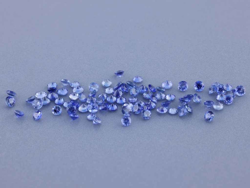 [SCRB0125A] Ceylon Sapphire 1.25mm Round Diamond Cut Light to Mid Blue