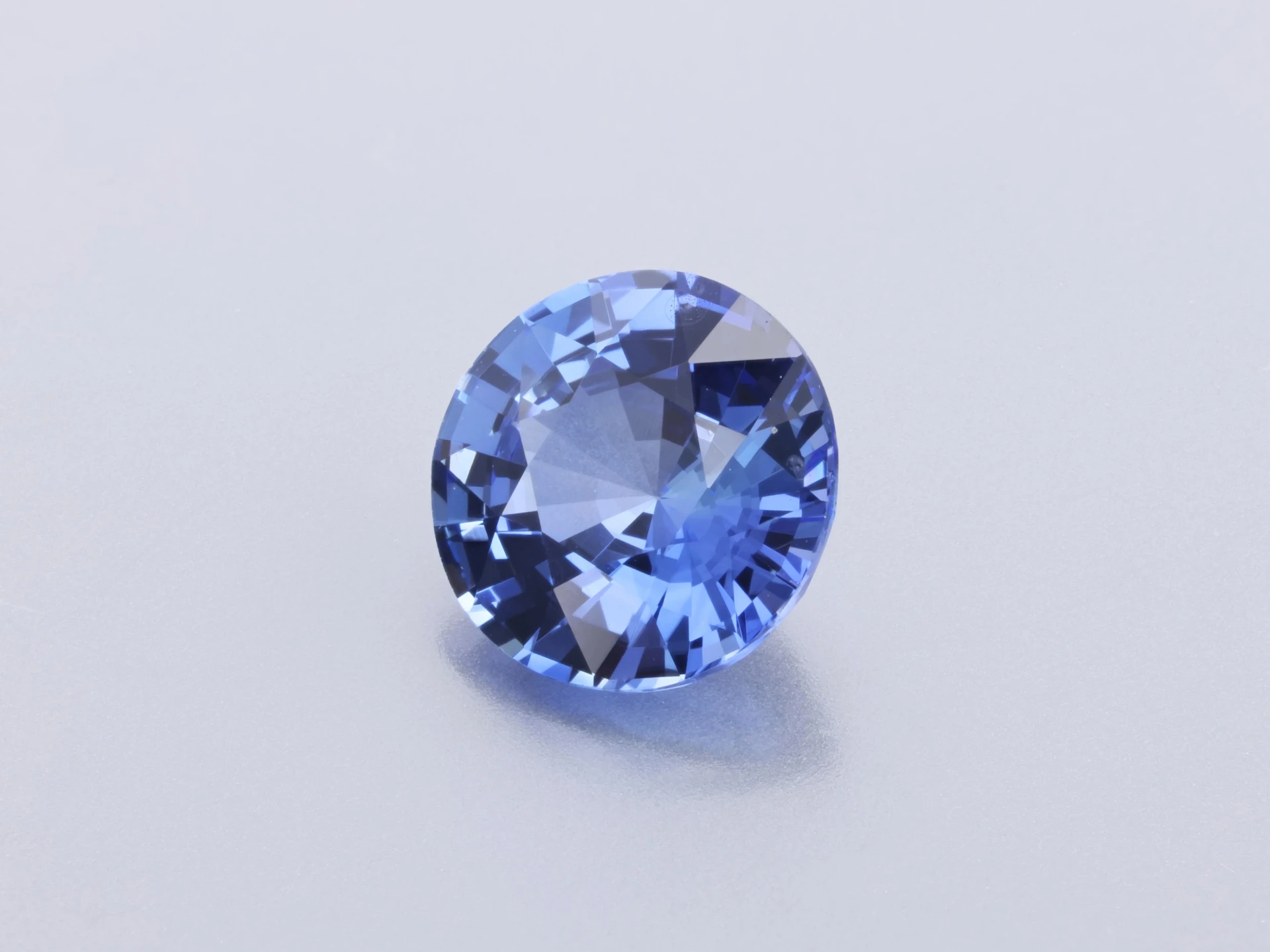 [SCRB0600X16] Ceylon Sapphire 5.90mm Round Light Blue