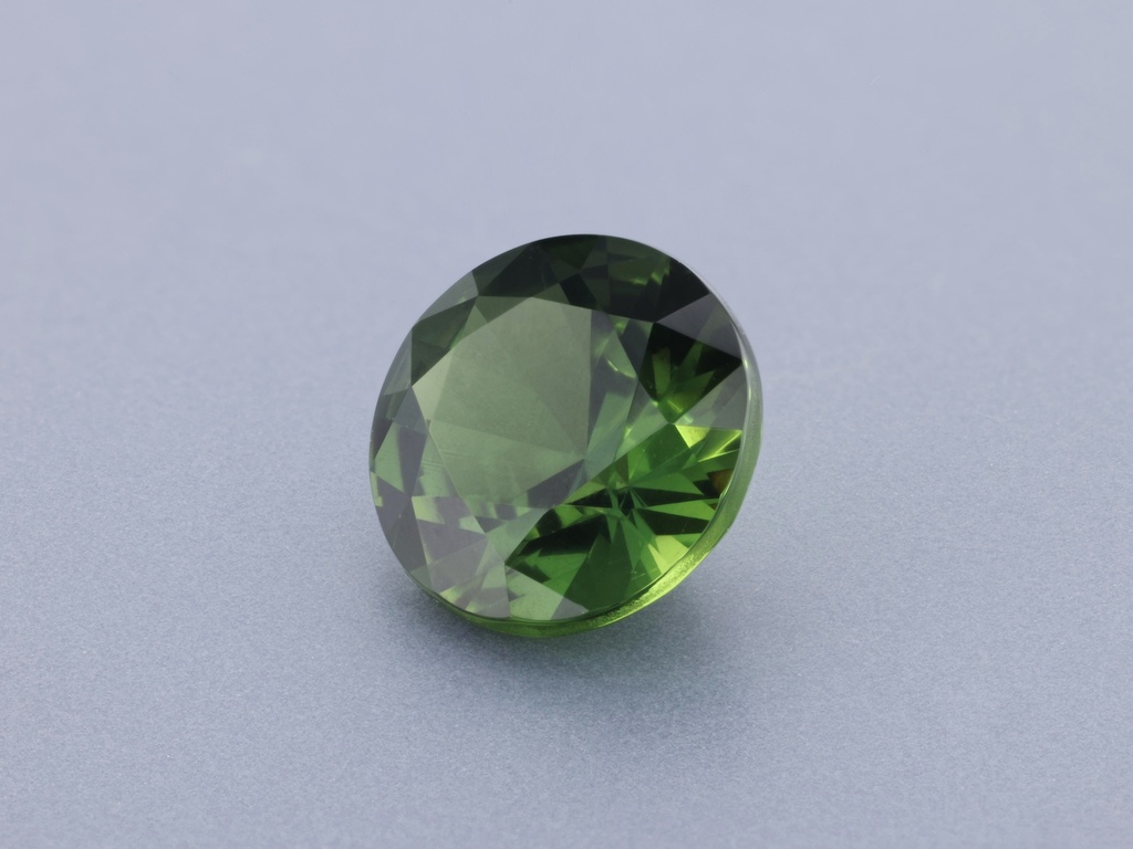 [SMRB0600X18] Madagascan Parti Sapphire 6.1mm Round