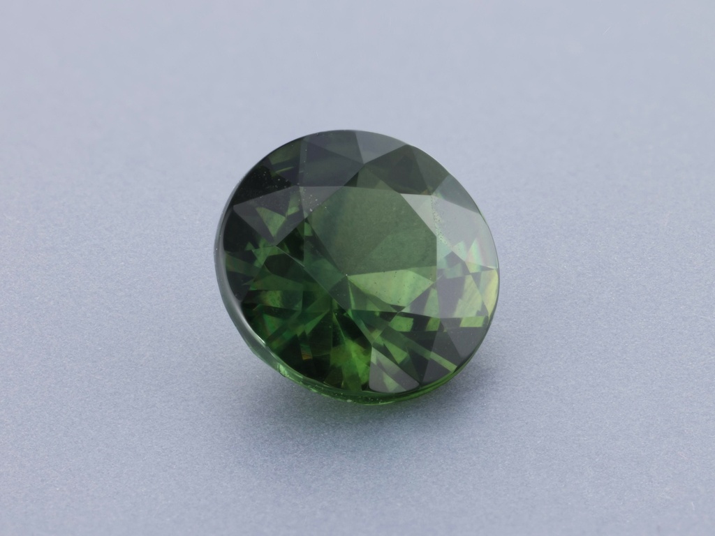 [SMRB0600X19] Madagascan Parti Sapphire 6.1x6mm Round