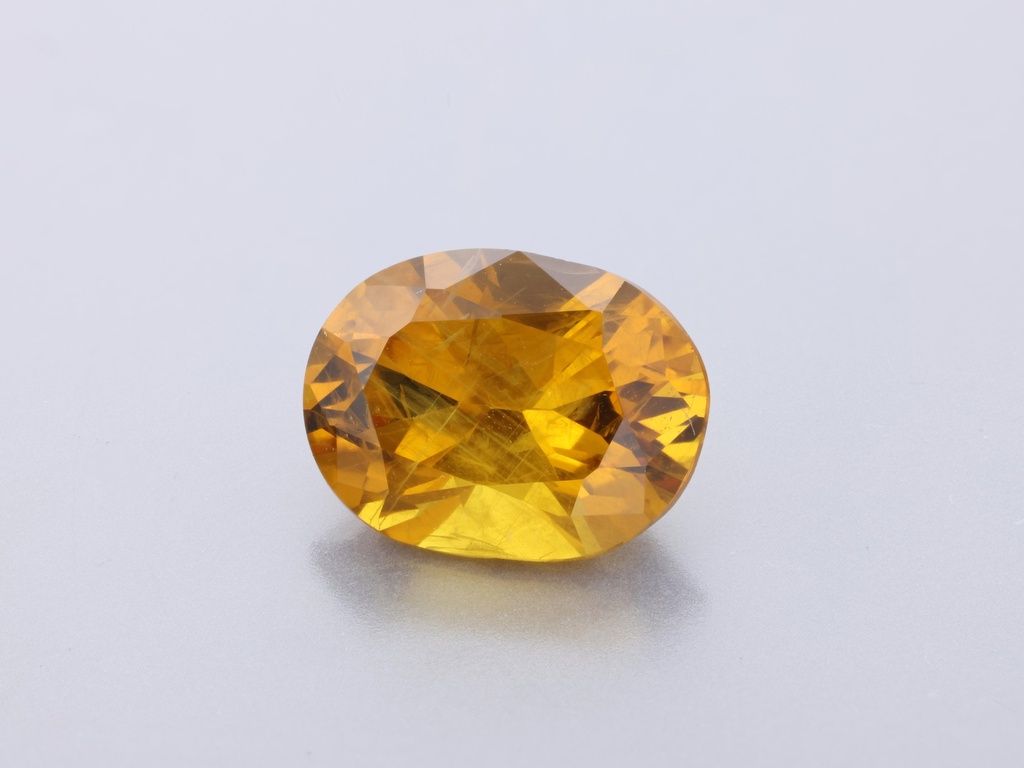 [SYVB0806X1] Beryllium Treated Sapphire 8x6mm Oval Yellow
