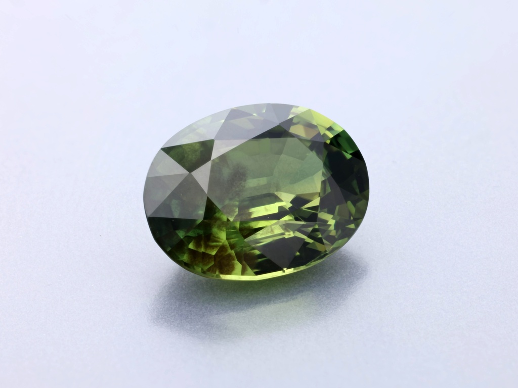 [SMVB0806X7] Parti Sapphire 8.40 x 6.53 x 4.28mm Oval