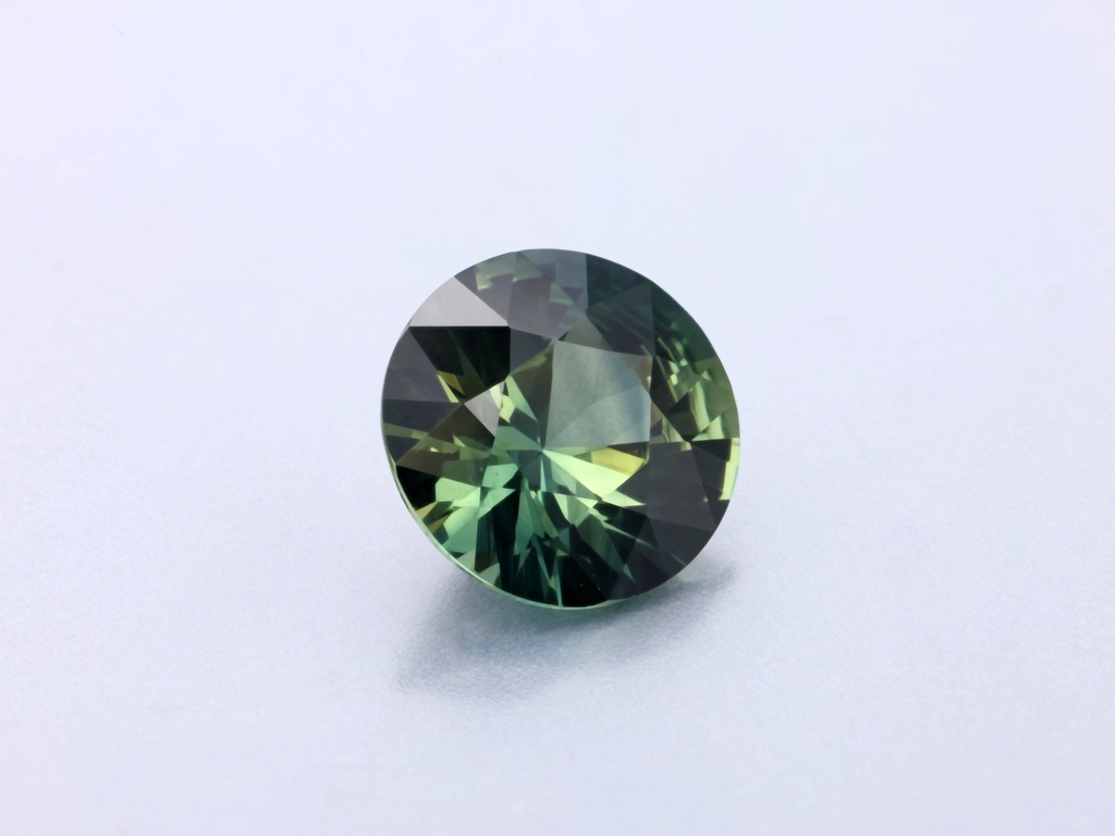 [SMRB0600X31] Parti Sapphire 5.95 x 5.95 x 3.45mm Round