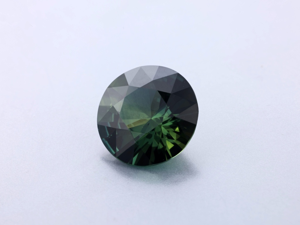 [SMRB0700X3] Parti Sapphire 7.00 x 6.90 x 3.75mm Round