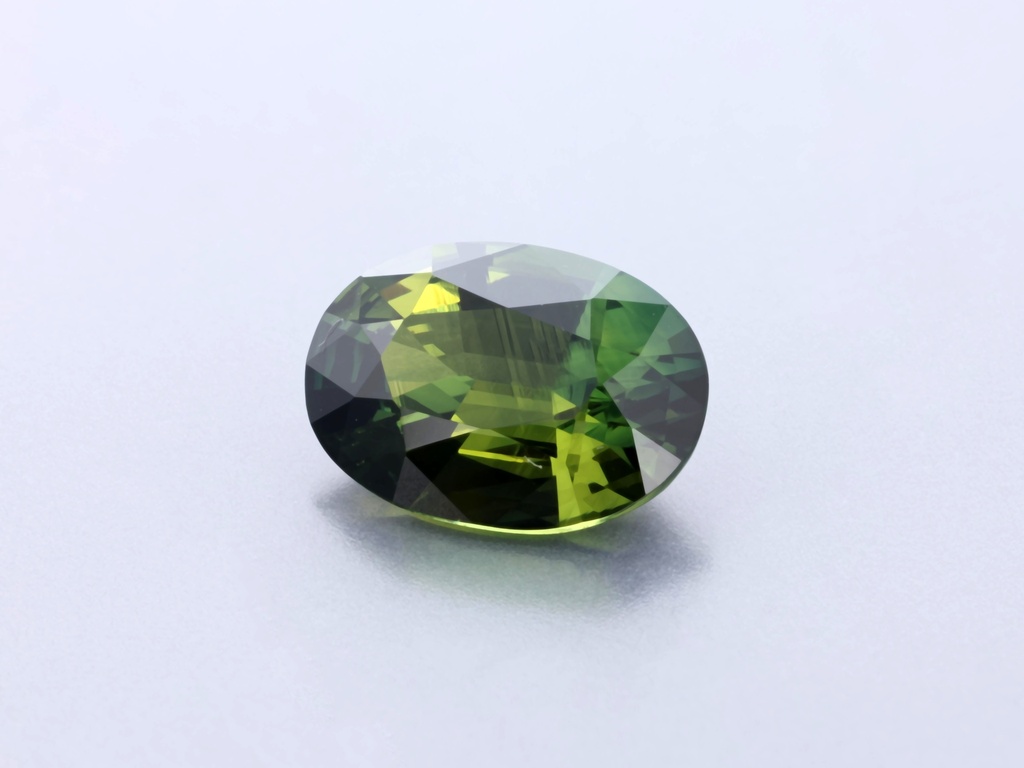 [SMVB0705X24] Parti Sapphire 7.10 x 5.05 x 3.25mm Oval