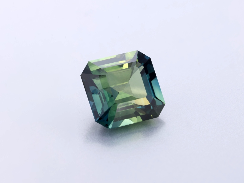 [SMOS0600X4] Parti Sapphire 5.90 x 5.75 x 3.65mm Square Emerald Cut