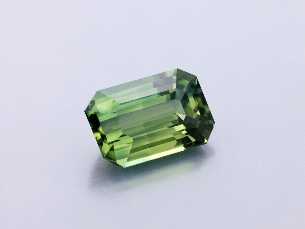 [SMOS0705X12] Parti Sapphire 7.72 x 4.52 x 3.00mm Emerald Cut