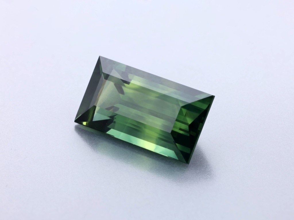 [SMBS0905X1] Parti Sapphire 8.66 x 4.72 x 3.55mm Baguette