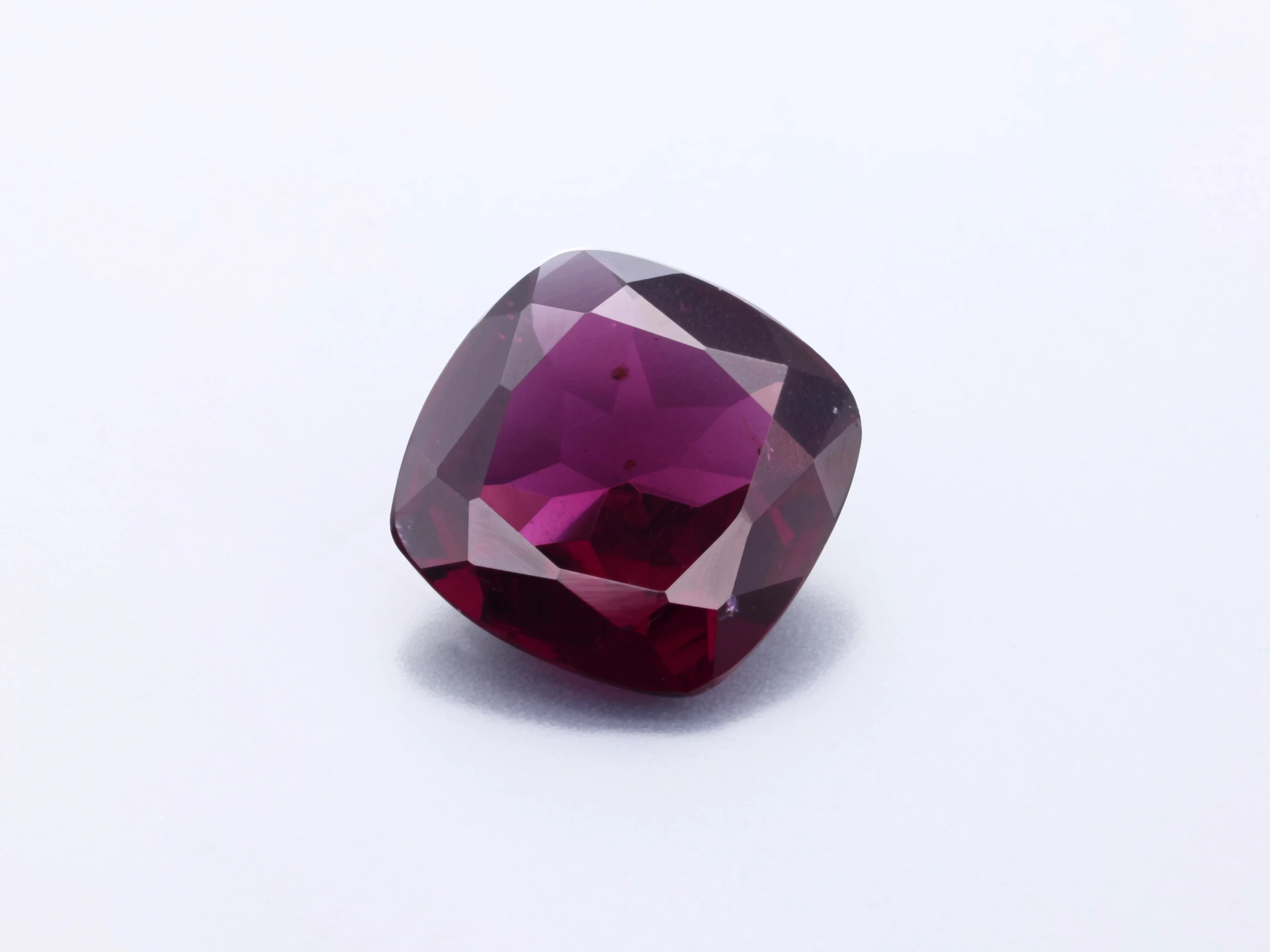 [GRAB0900X4] Rhodolite Garnet 9.00mm Square Cushion
