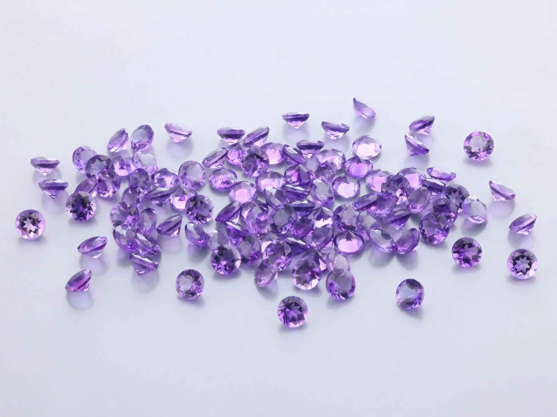 [QARB0300D] Amethyst 3.00mm Round Dark