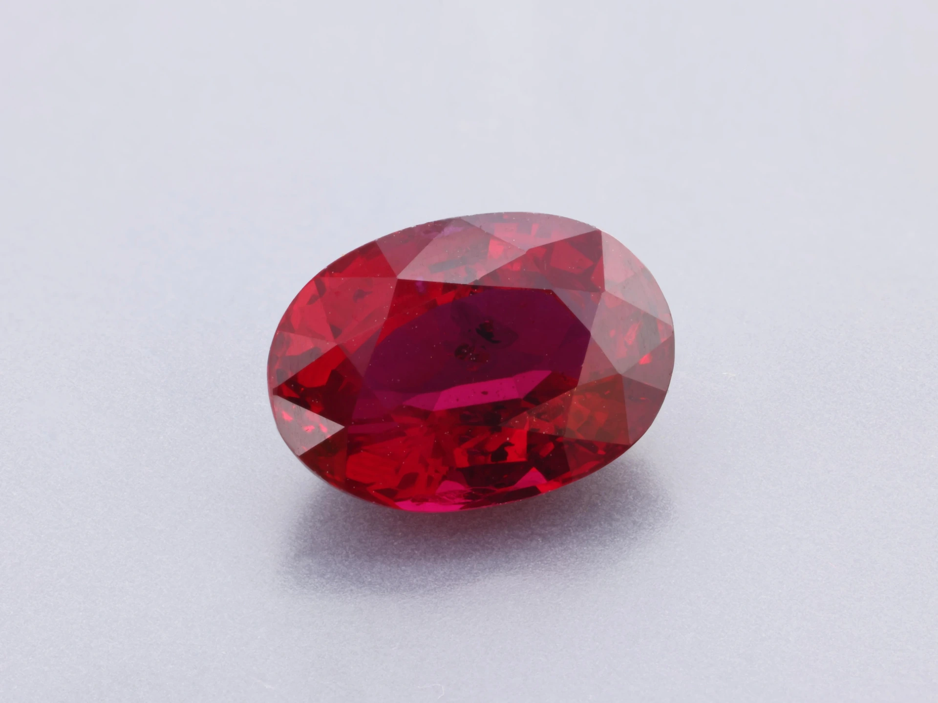 [RRVB0705X12] Ruby 7.00 x 5.00 x 3.20mm Oval Dark Red Mozambique