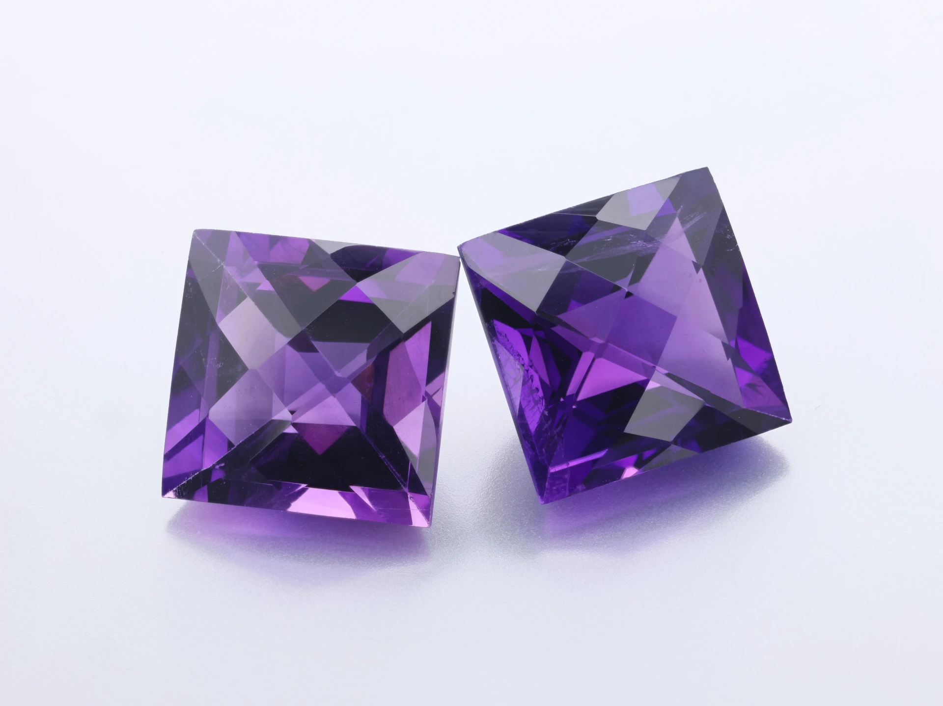 [QAQH1000] Amethyst 10.00mm Square Checkerboard Dark