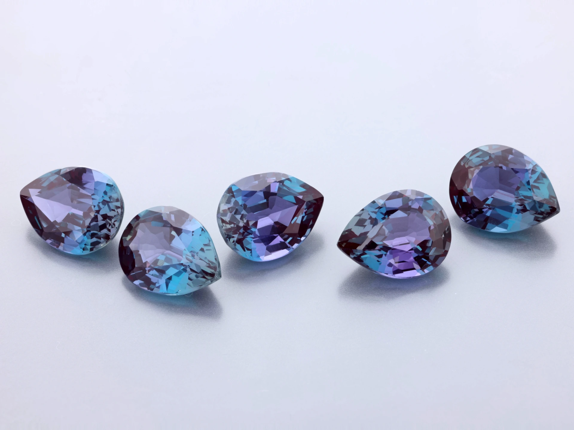 Synthetic Alexandrite Chrysoberyl 9x7mm Pear Shape