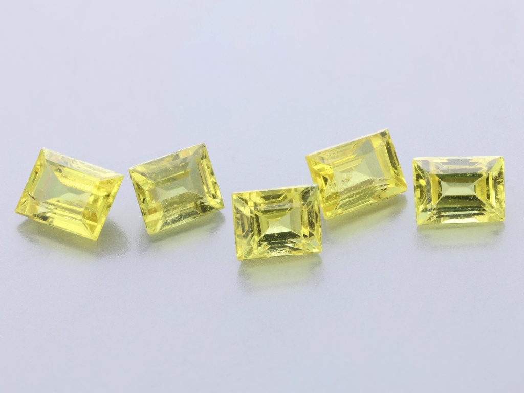 [SYS3287] Yellow Sapphire 3.5x2.5mm +/- Baguette Set of 5