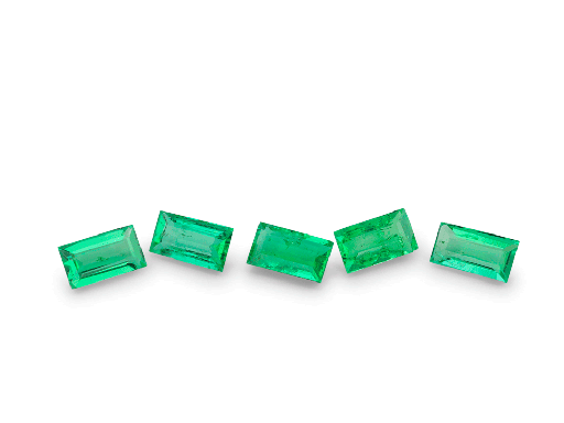 [EB03015C] EB03015C - Emerald Zambian 3x1.5mm +/- Baguette 