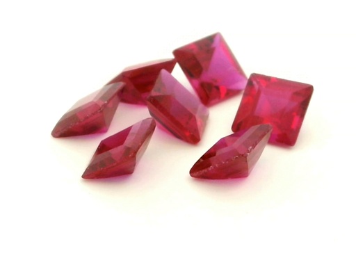 [RSPQ-06] Synthetic Ruby 6.00mm Carre Cut Dark Pink
