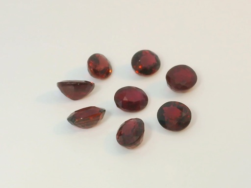 [RV045035B] Ruby 4.5x3.5mm+/- Oval Dark Red